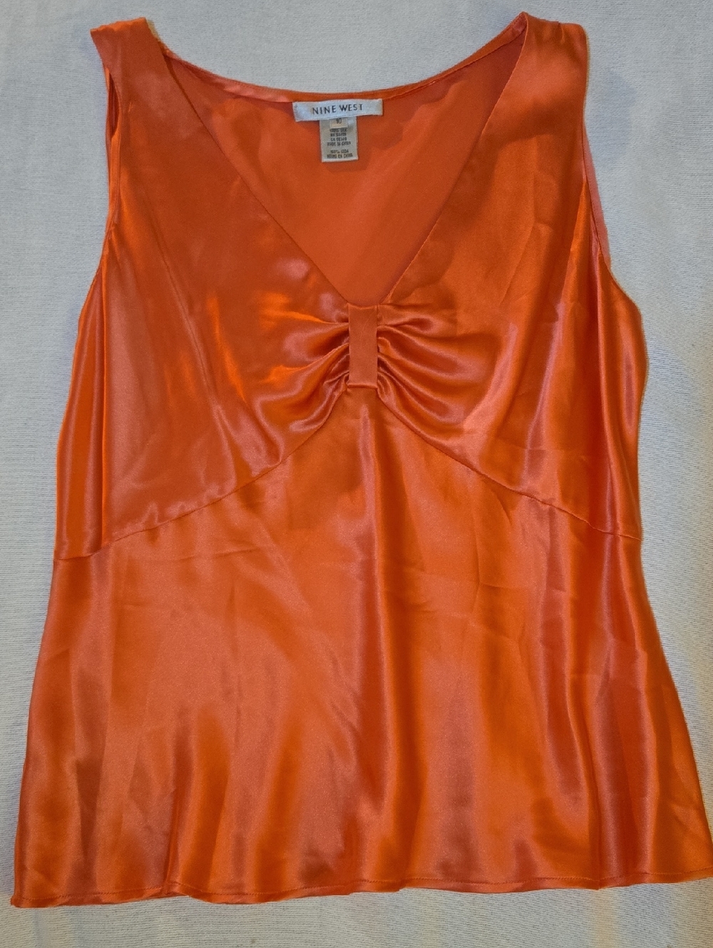 Nine West 100% Silk V-Neck Tank Salmon Coral Sleeveless Blouse